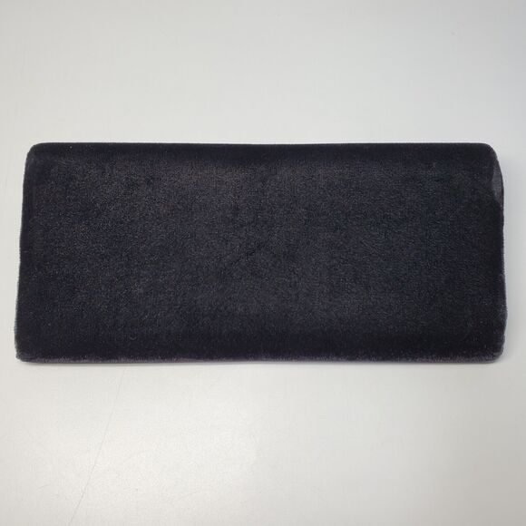 Victorias Secret Vintage 10 Inch Clutch Black Velour with Snap Closure - Picture 7 of 9